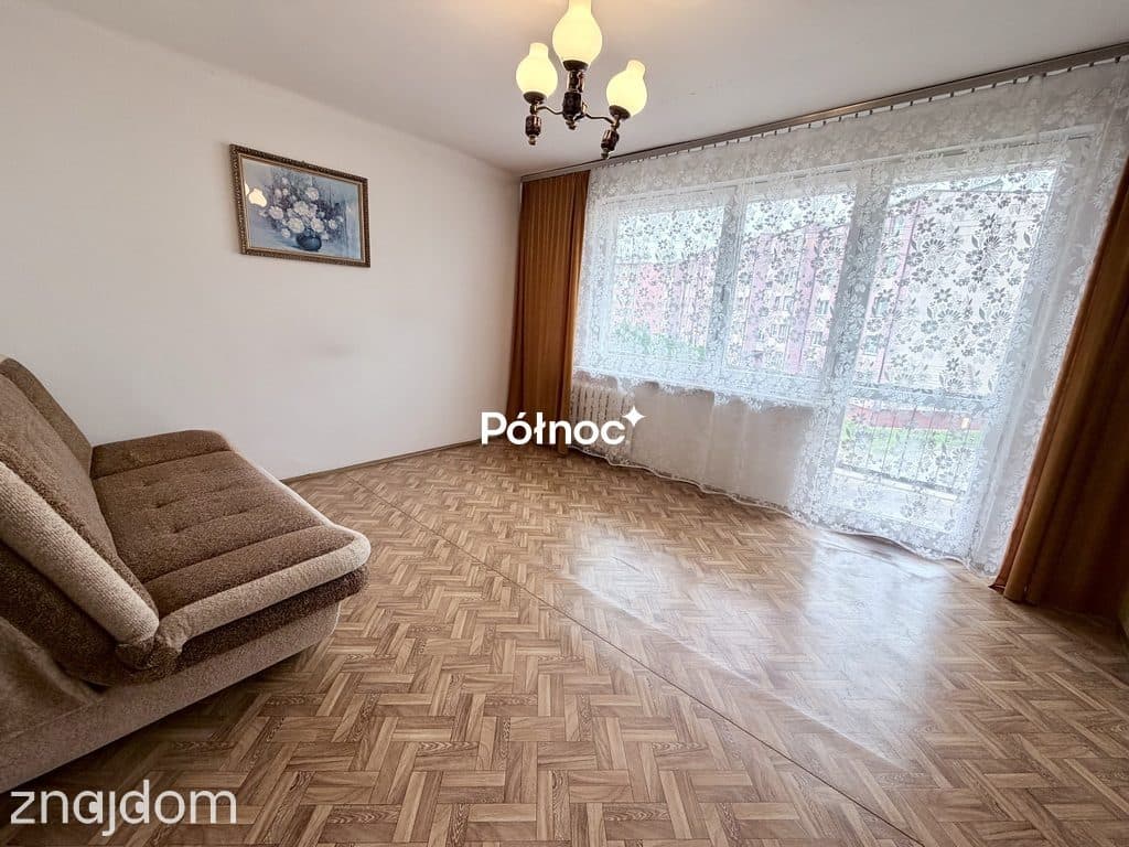 Staszów | 3 pokoje | 60,75 m² | 2 piętro | Balkon - zdjęcie 2