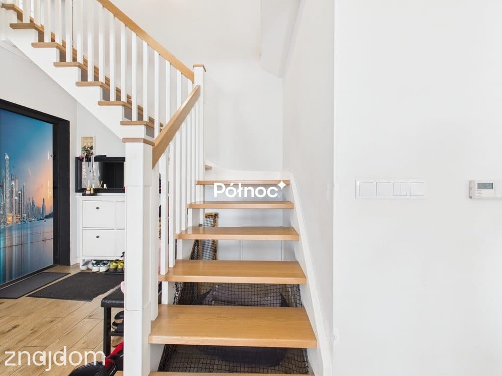 Dwupoziomowy apartament z sauną i ogródkiem - zdjęcie 9