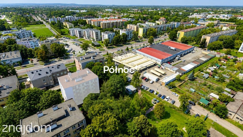 Komfortowa kawalerka na 2 piętrze- os. Dyrekcja - zdjęcie 11