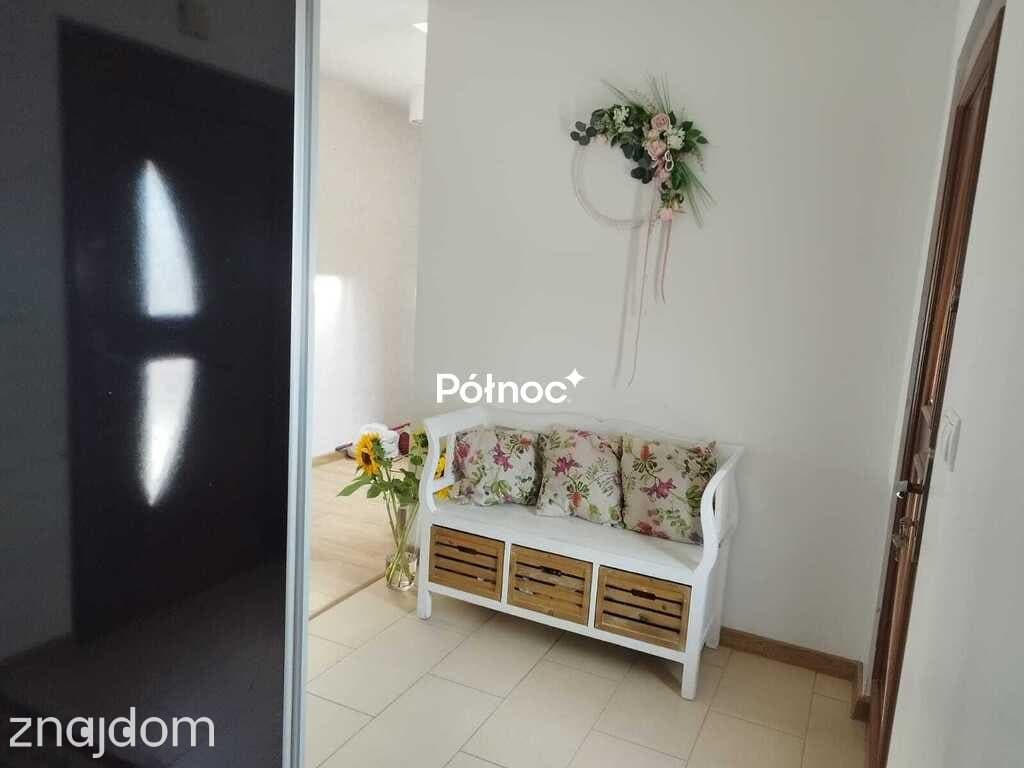 Atrakcyjny dom idealny dla rodziny w Nowogrodźcu - zdjęcie 8