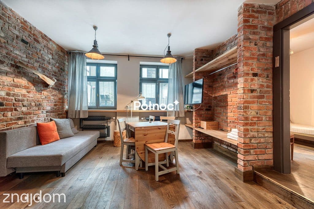 Stare Miasto | Apartament 35 m² | Sprzątanie