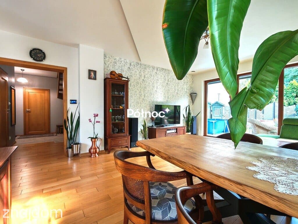 Nowoczesny, energooszczędny dom w Łasku 145 m² - zdjęcie 3