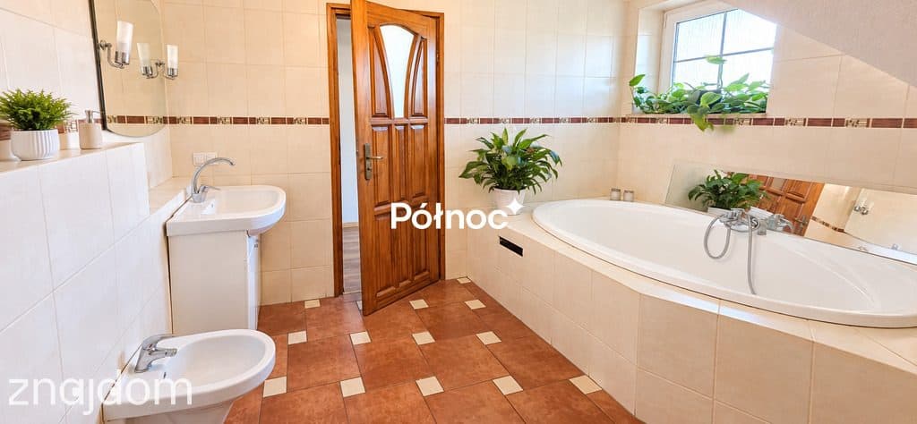 PRZESTRONNY DOM WOLNOSTOJĄCY/ BLISKO OPOLA - zdjęcie 12