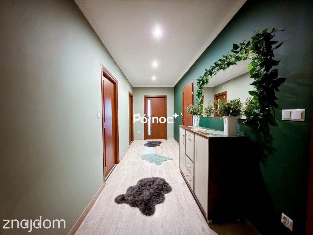Nowoczesny dom o powierzchni 176 m² z zadbaną działką | Hrubieszów - zdjęcie 15