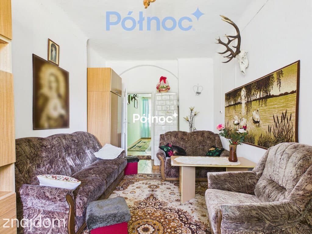 Zabytkowa kamienica w Rajgrodzie nieopodal jeziora - zdjęcie 9