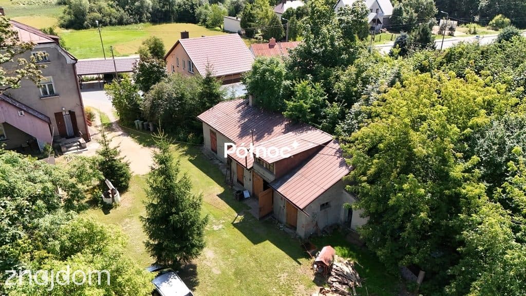 Zabytkowa kamienica w Rajgrodzie nieopodal jeziora - zdjęcie 17