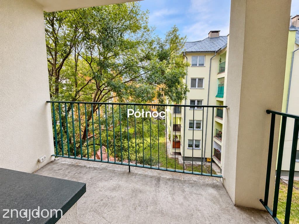 2 pokoje z osobną kuchnią  przy ul. Kolejowej, osiedle DEMOS - zdjęcie 8