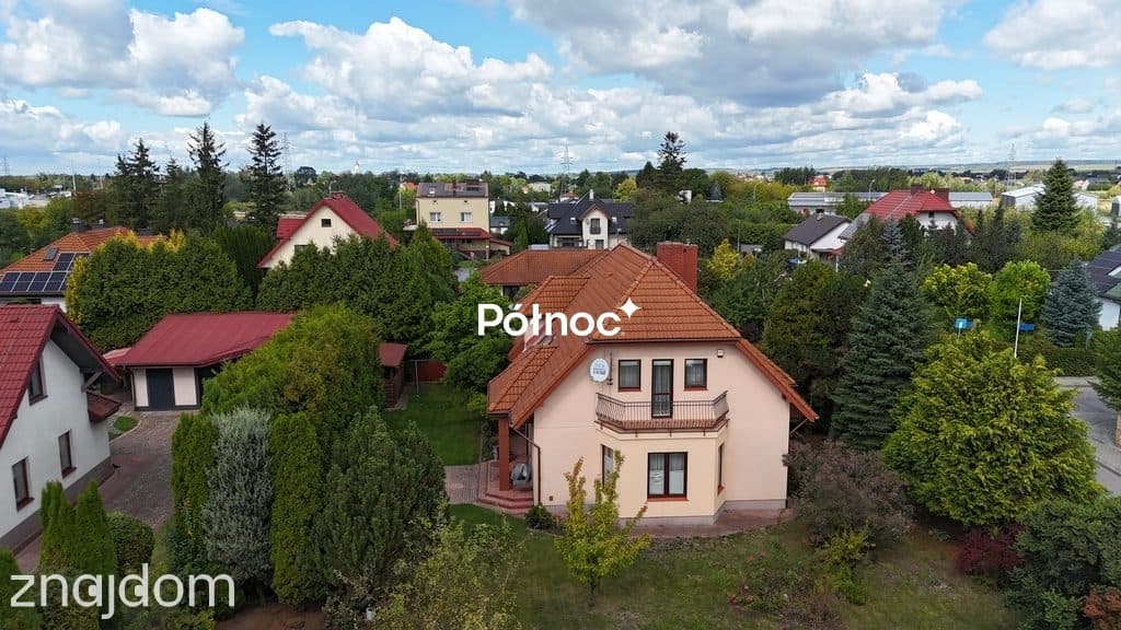PRZESTRONNY DOM 220 m² | 13 ARÓW | ZAMOŚĆ, UL. GÓRNA