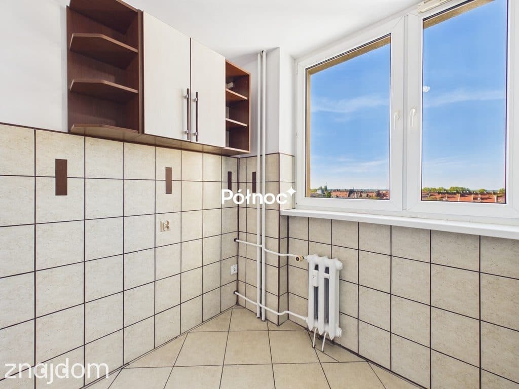 CO SPRZEDAWAJEMY? 2-POKOJOWE MIESZKANIE W CENTRUM - zdjęcie 12