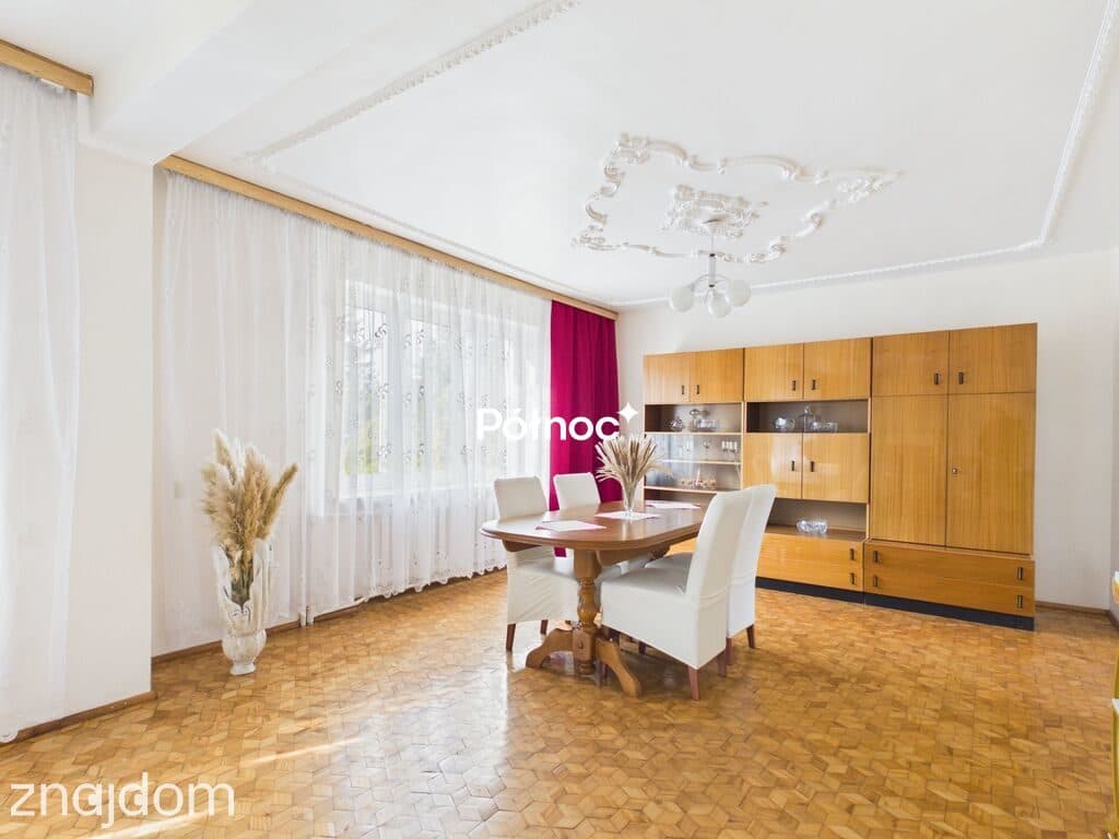 Dom wolnostojący 135 m², 5 pokoi, duża działka - zdjęcie 3