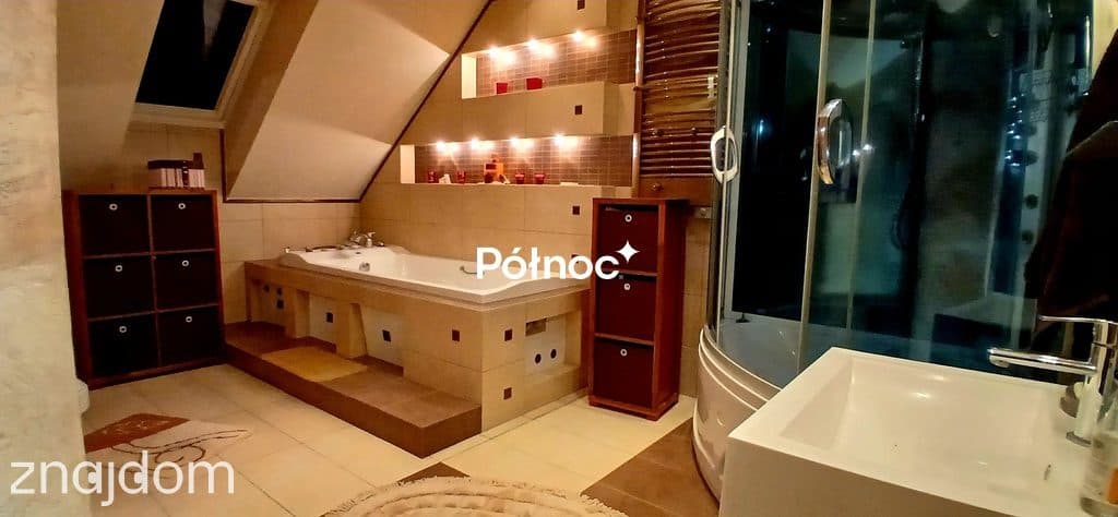 Dom 264 m² w Iławie z ogrodem zimowym i garażem na 2 auta - zdjęcie 7