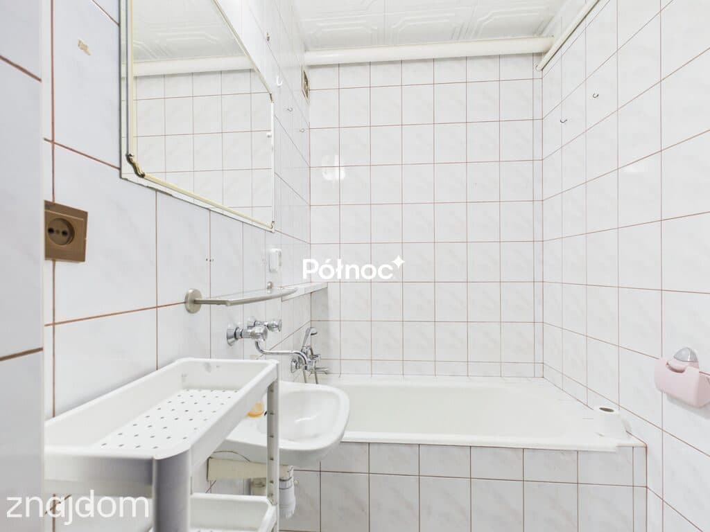 Dom wolnostojący, 3 pokoje, 1700 m², zabudowania - zdjęcie 7