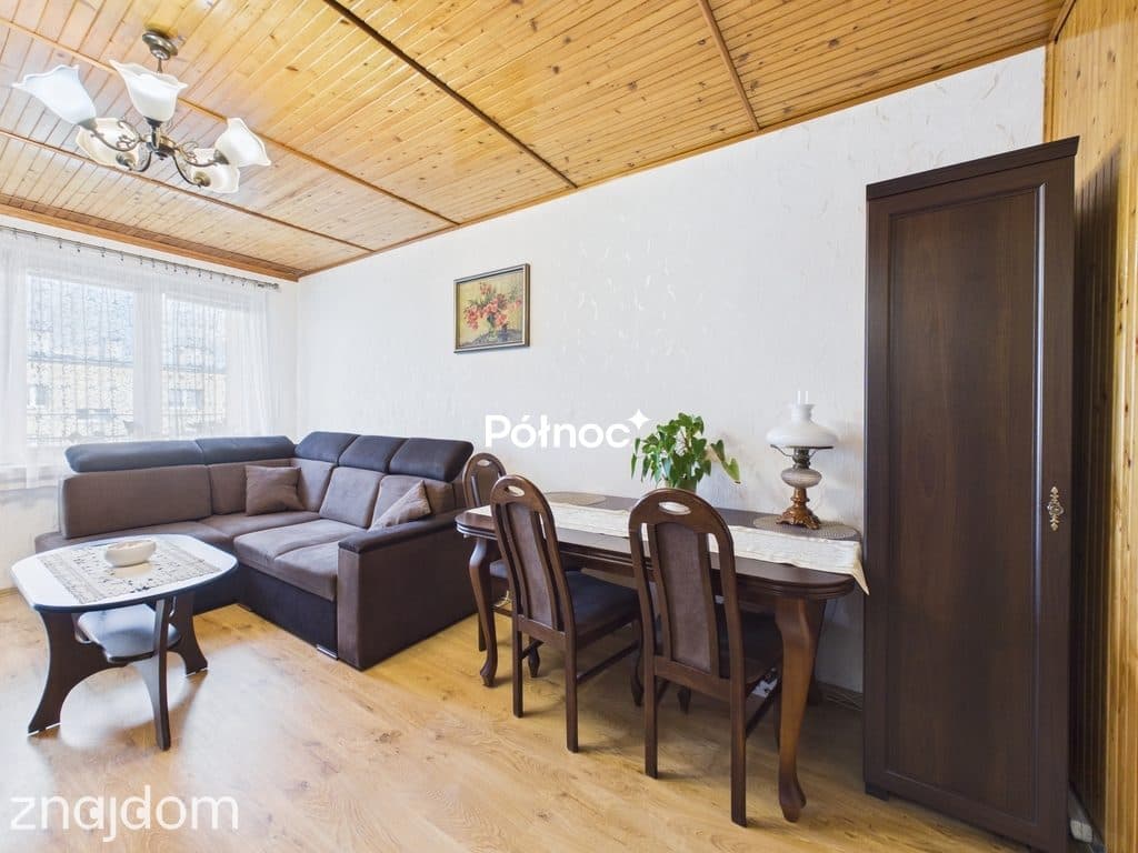 3 pokoje - balkon - 4 piętro w niskim bloku - Piekary C, Legnica - zdjęcie 2