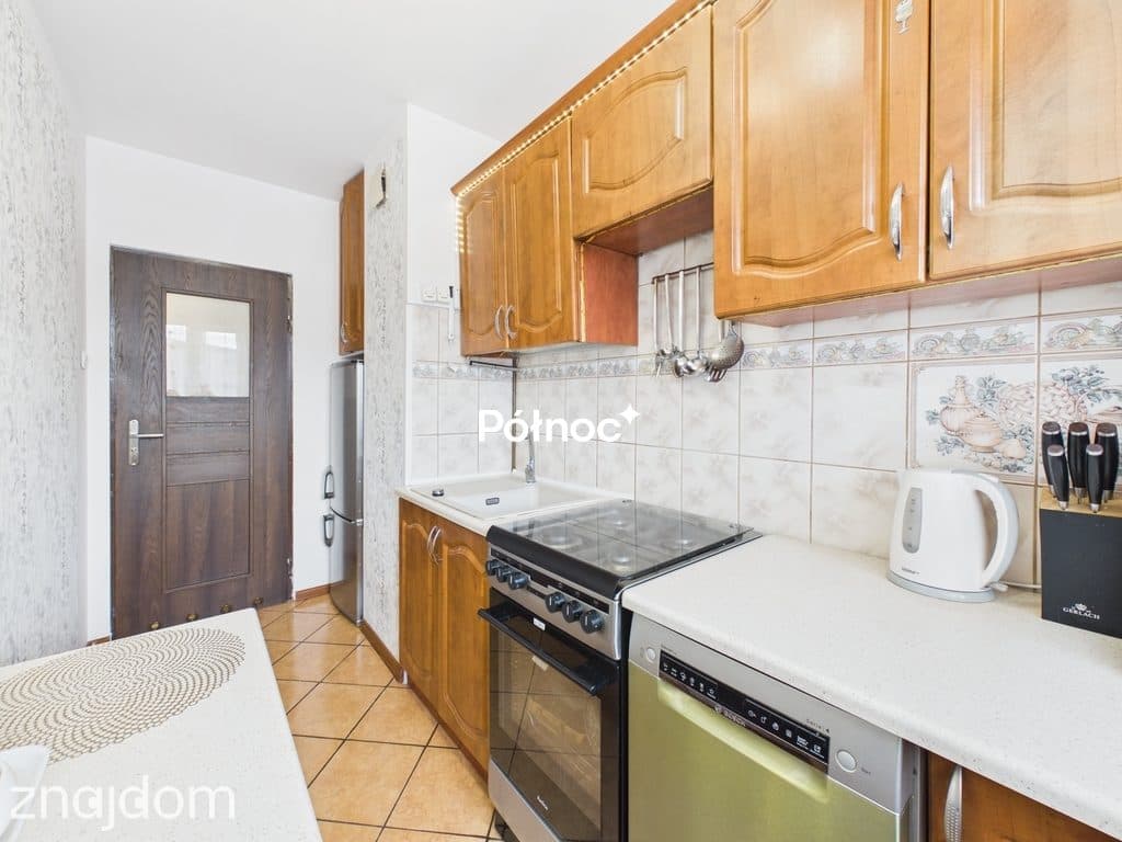 3 pokoje - balkon - 4 piętro w niskim bloku - Piekary C, Legnica - zdjęcie 16