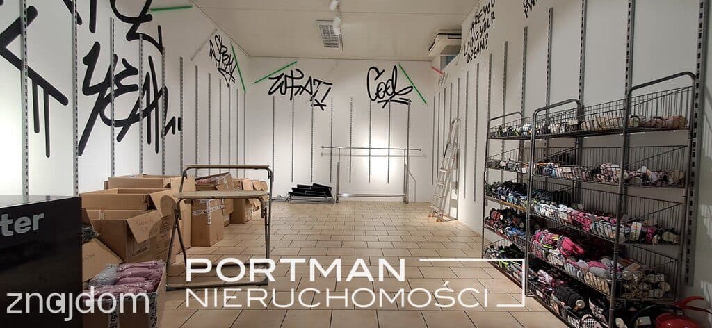 NA WYNAJEM, LOKAL W CENTRUM OTWOCKA 825m2, - zdjęcie 8
