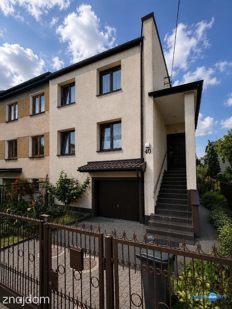 Dom z garażem i dużym tarasem | Dzierzków | 334 m² działki | Radom