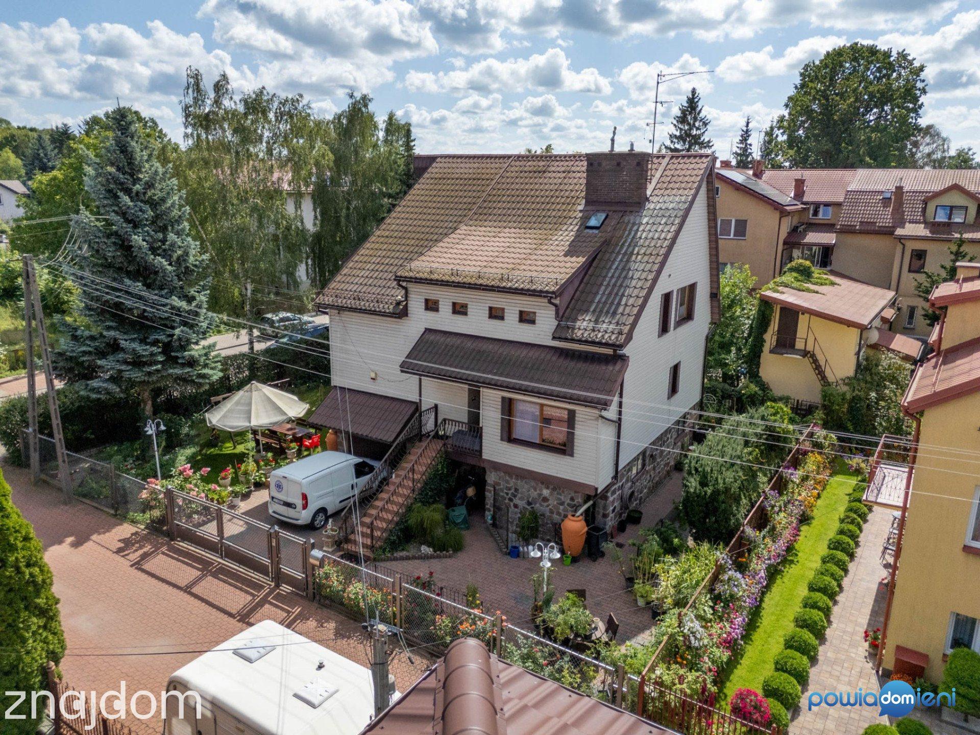 PRZESTRONNY DOM 300 m² w Mińsku Mazowieckim