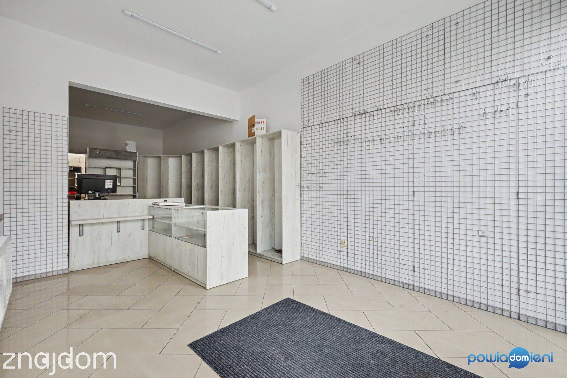 Budynek z potencjałem | Centrum Szydłowca | Generalny Remont - zdjęcie 17