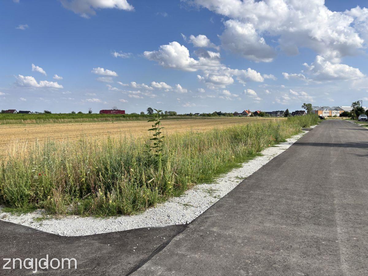 Prostokątna i płaska | 15min od Legnicy | Media