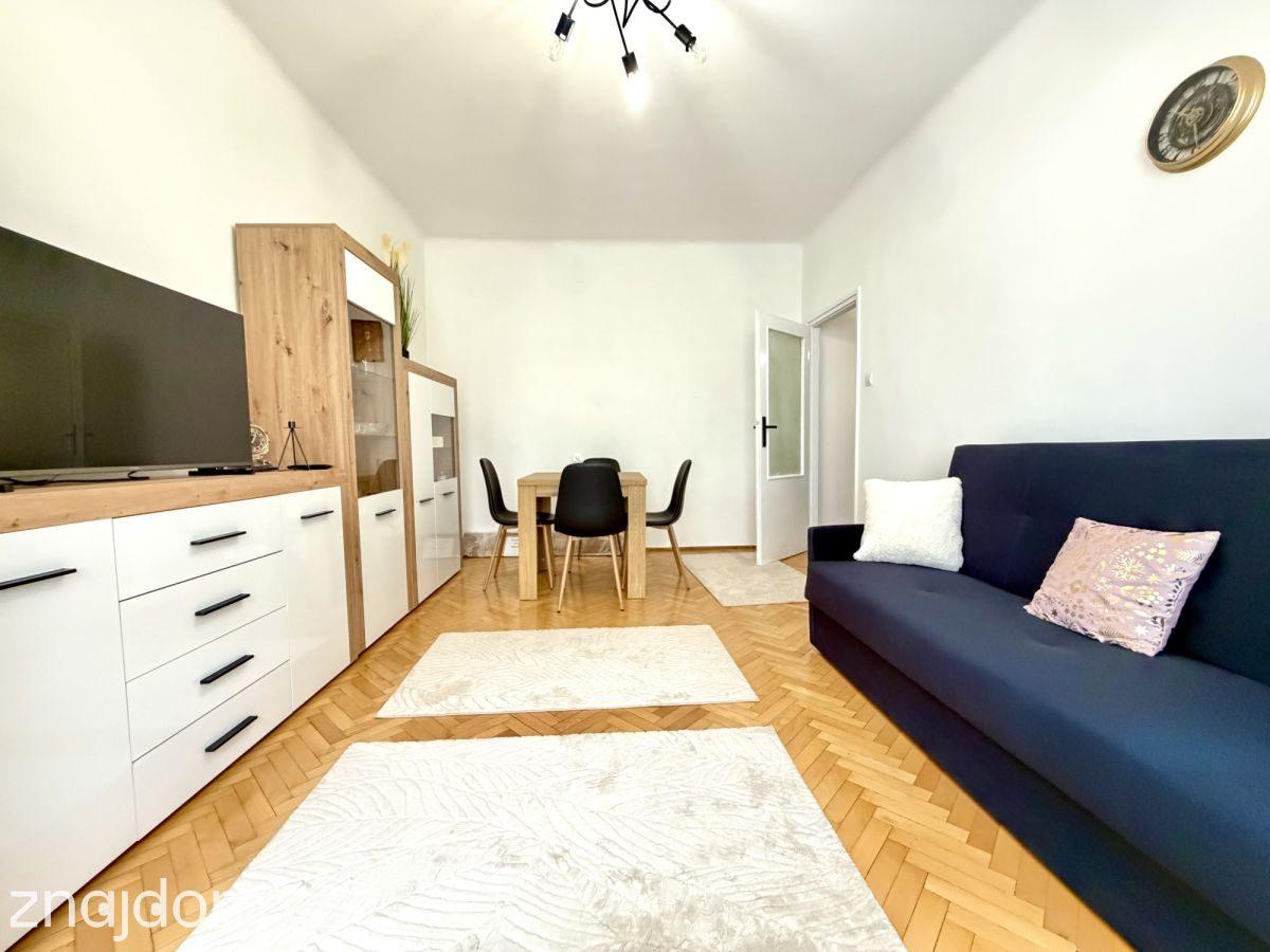 Osobna kuchnia | Odświeżone | Umeblowane | Balkon
