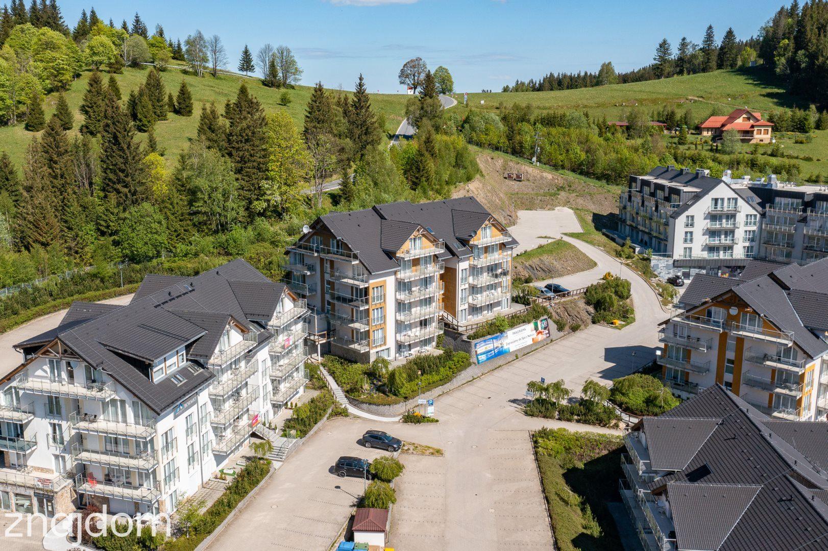 CzarnaGóraResort mieszkanie z miejscem postojowym - zdjęcie 15