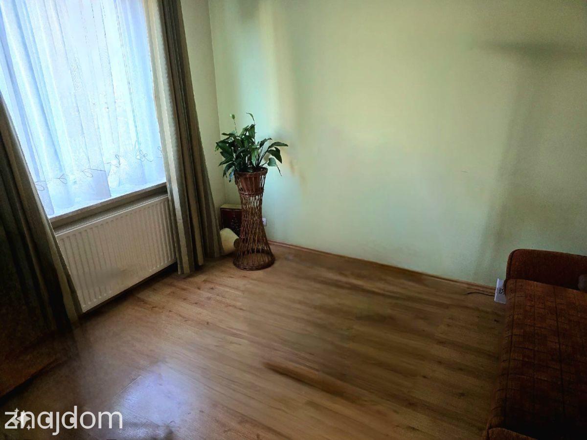 Przestronny dom na sprzedaż w Białołęce - zdjęcie 5