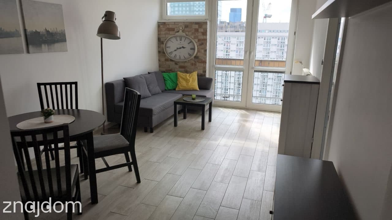 2 pokoje | 39 m² | Centrum Warszawy | ul. Grzybowska | Metro | Piękny widok - zdjęcie 2