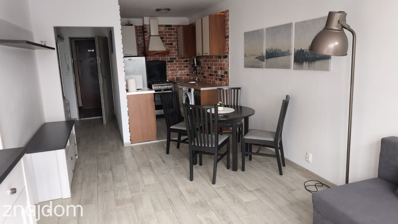 2 pokoje | 39 m² | Centrum Warszawy | ul. Grzybowska | Metro | Piękny widok - zdjęcie 5