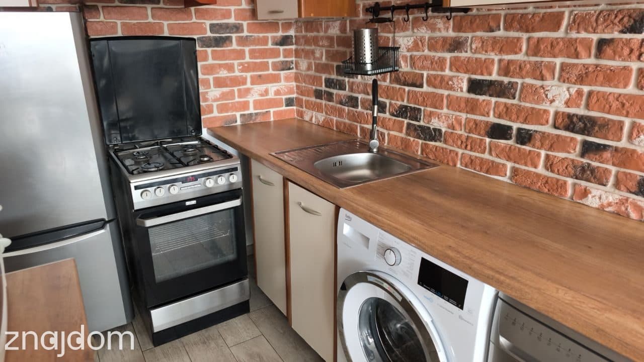 2 pokoje | 39 m² | Centrum Warszawy | ul. Grzybowska | Metro | Piękny widok - zdjęcie 7
