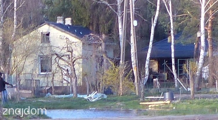 Siedlisko , Dwa domy 40 km od Warszawy - zdjęcie 4