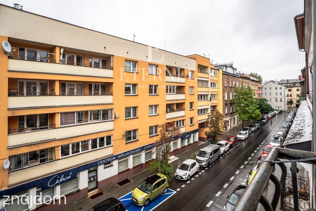 3-pokojowe mieszkanie w kamienicy przy Salwatorze - zdjęcie 6