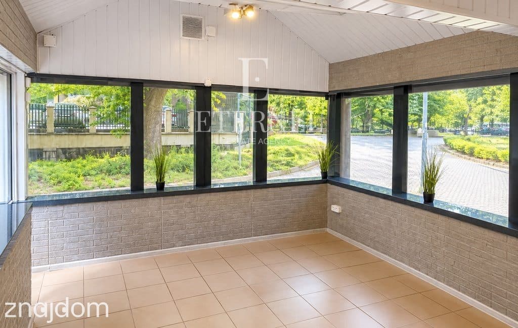 Wolnostojący lokal użytkowy 20 m2 do wynajęcia - zdjęcie 2