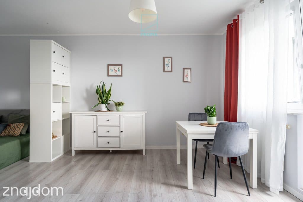 Kawalerka / balkon / miejsce postojowe / - zdjęcie 4