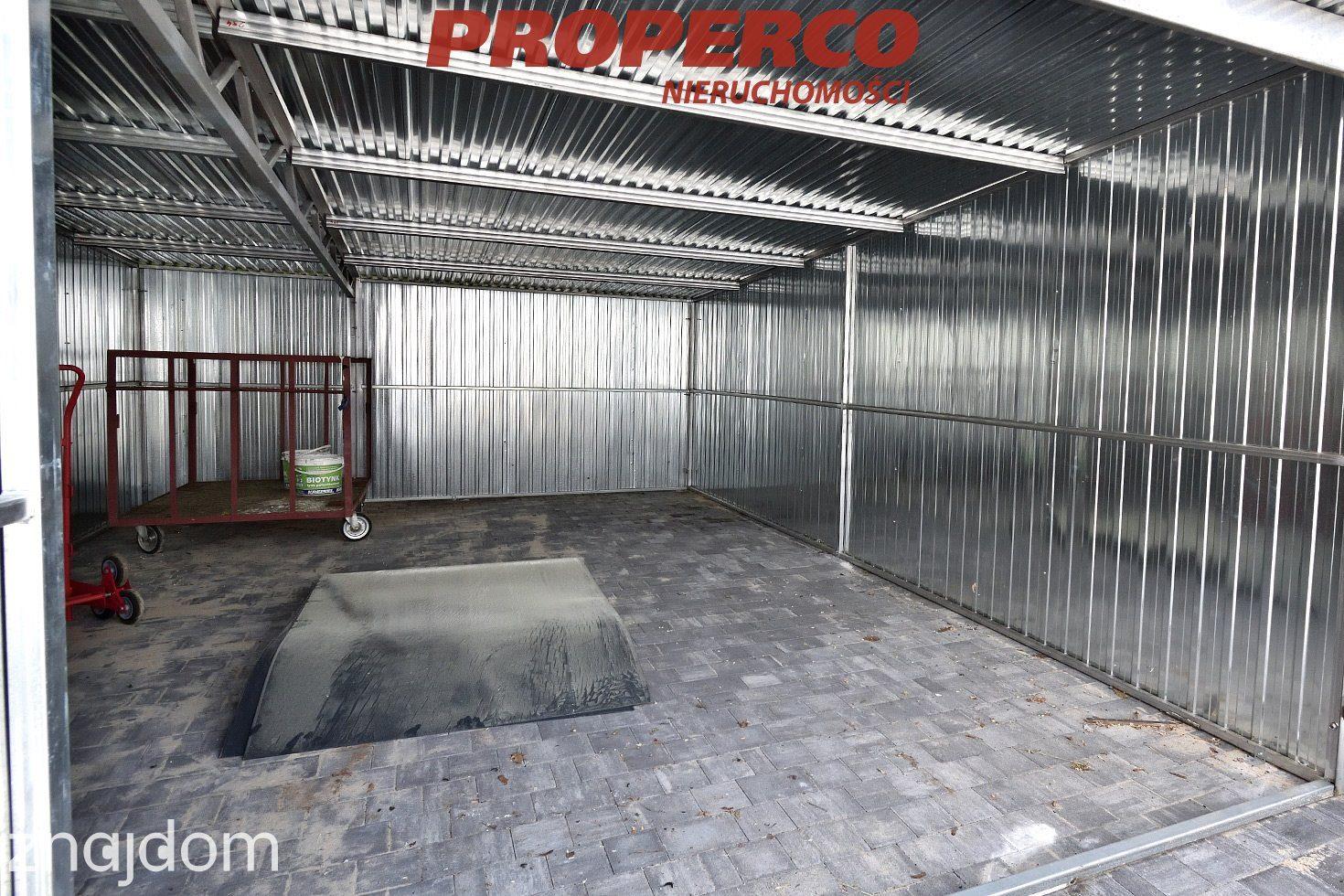 Magazyn - garaż 20 m2, Pakosz