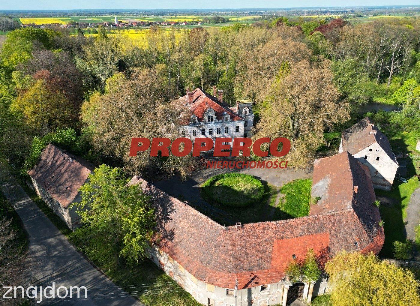 XVII-wieczny pałac, 300-letni park, działka 28ha - zdjęcie 3