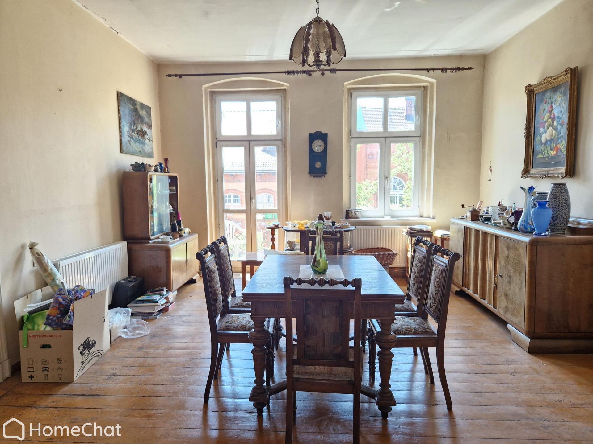 Prawie 136 m2 klimatu kamienicy