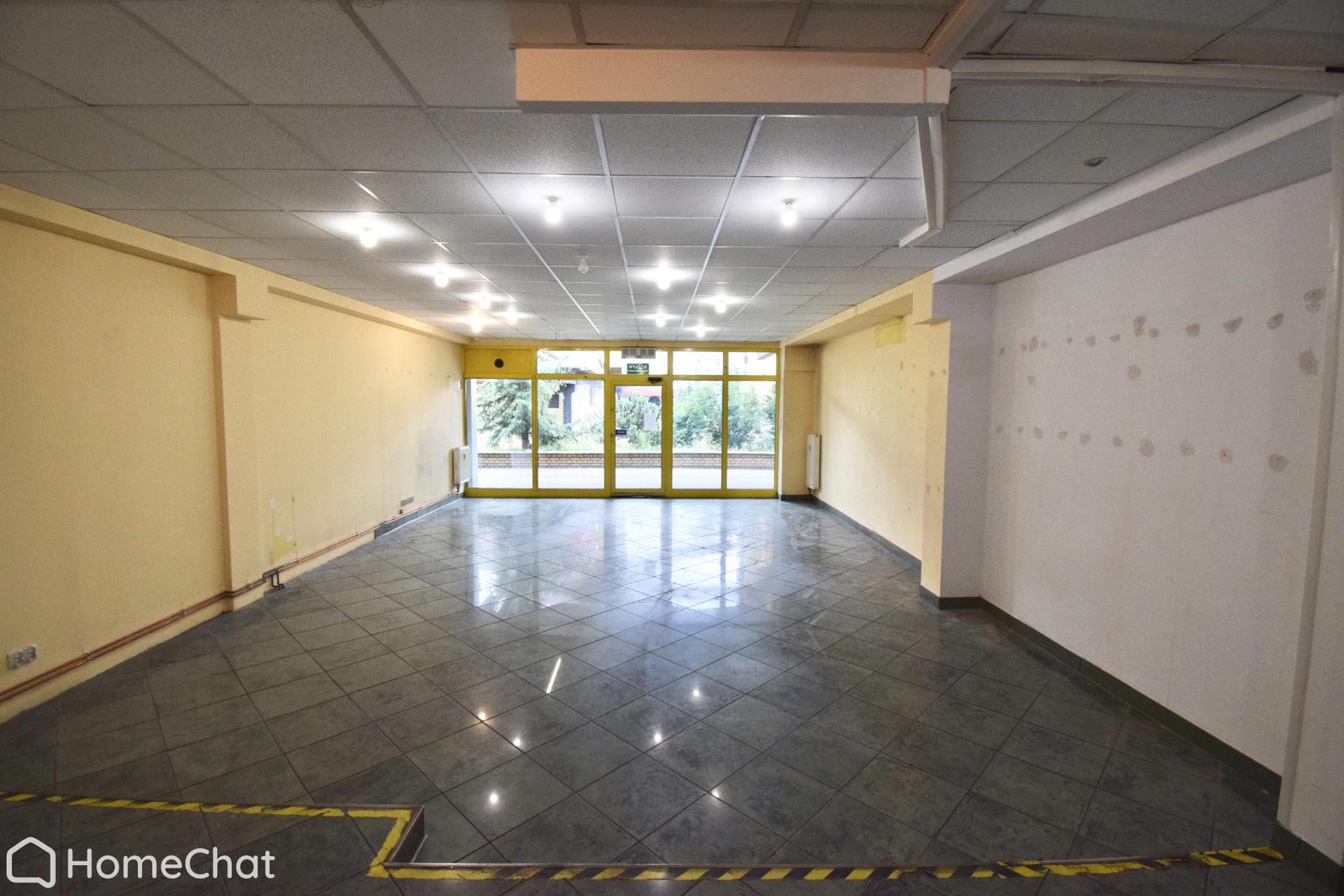 Lokal 85m2 z wodą | Duża sala | ZWM