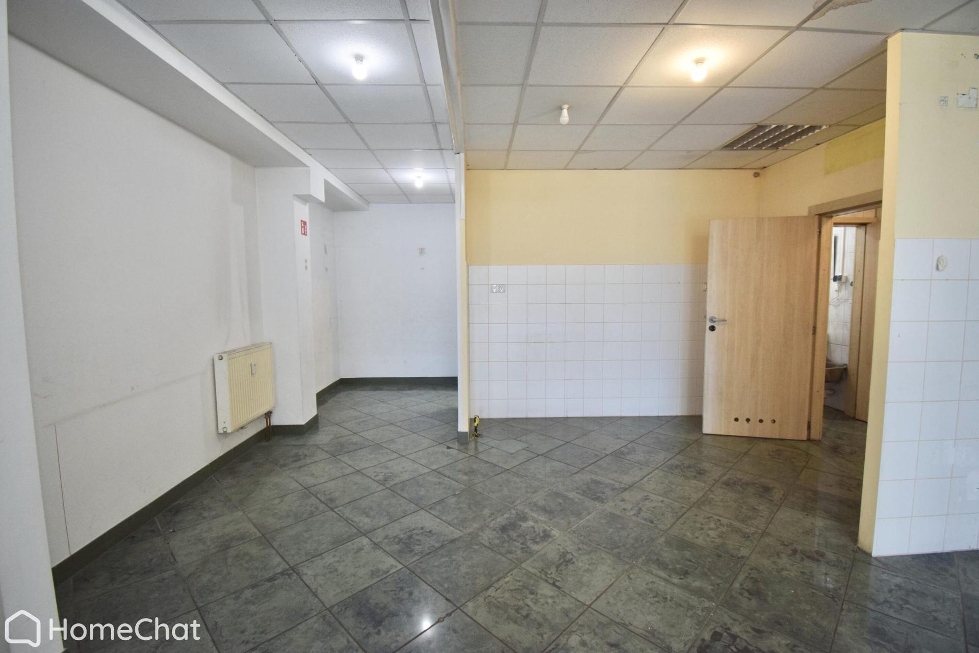 Lokal 85m2 z wodą | Duża sala | ZWM