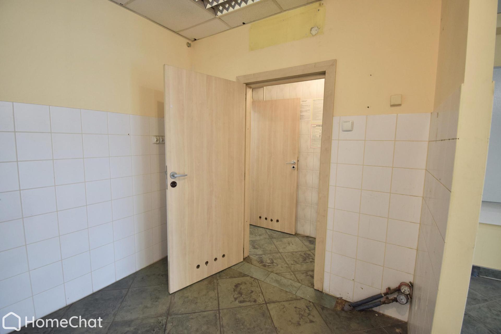 Lokal 85m2 z wodą | Duża sala | ZWM