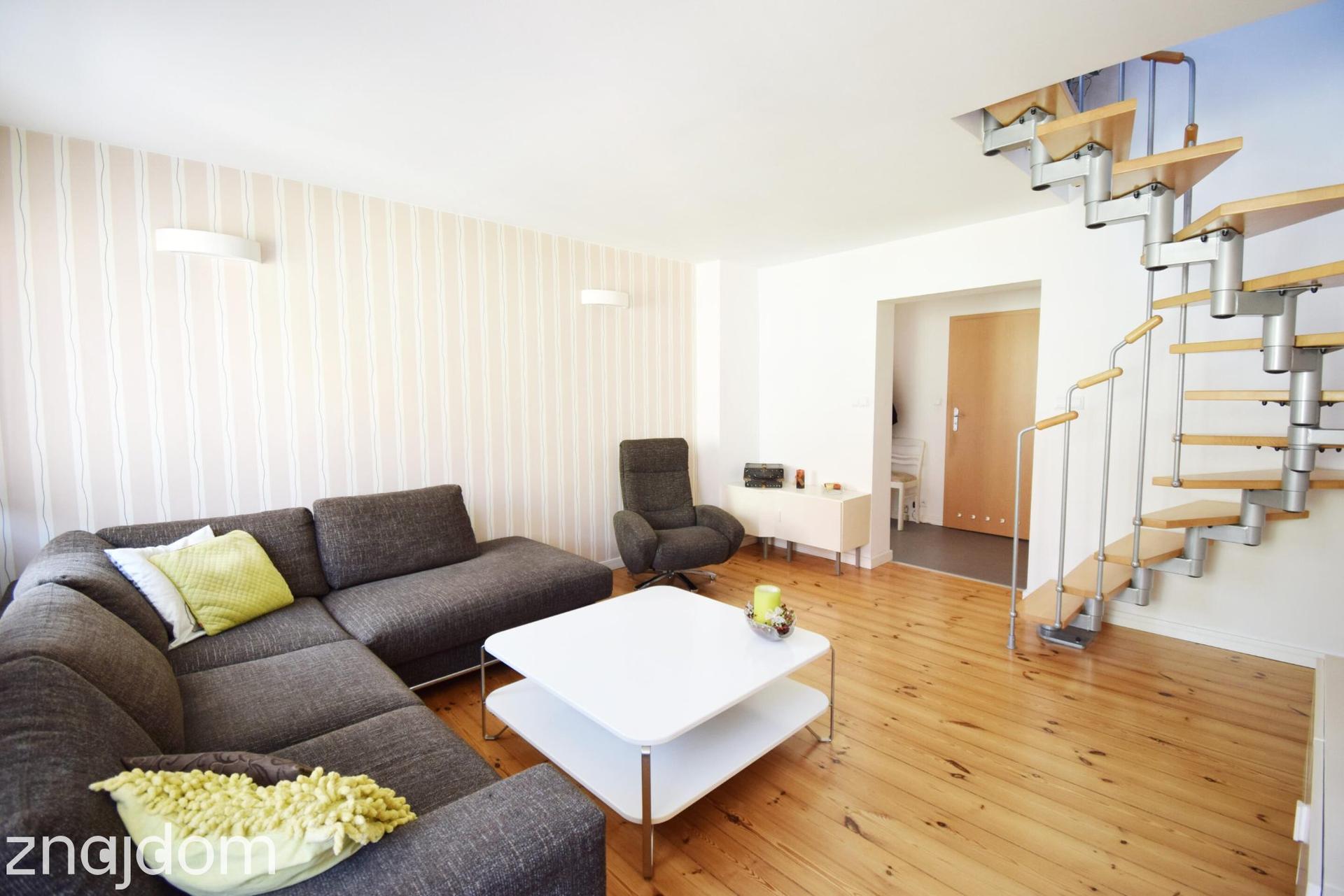Dwupoziomowe mieszkanie 82m² blisko centrum miasta