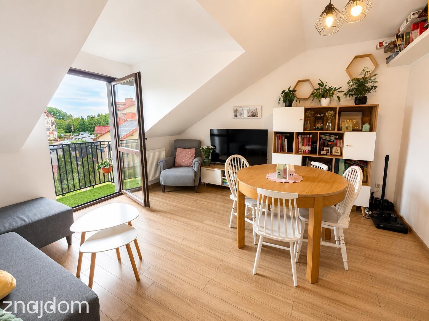 Mieszkanie ul.W.Rutkiewicz | 75 m² po podłodze | 3 pkł | m. postojowe - zdjęcie 2