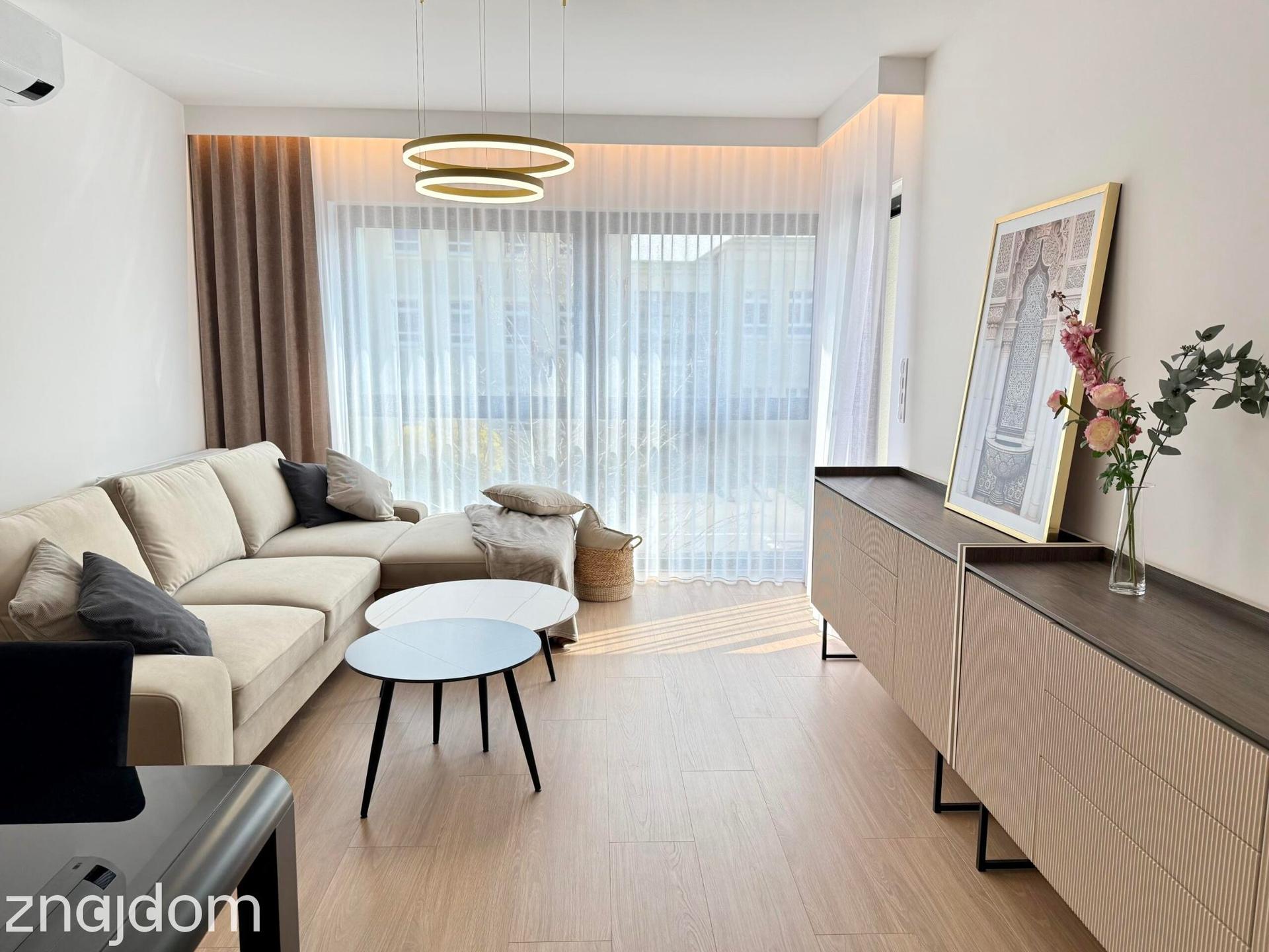Ekskluzywny apartament w nowej inwestycji - zdjęcie 2