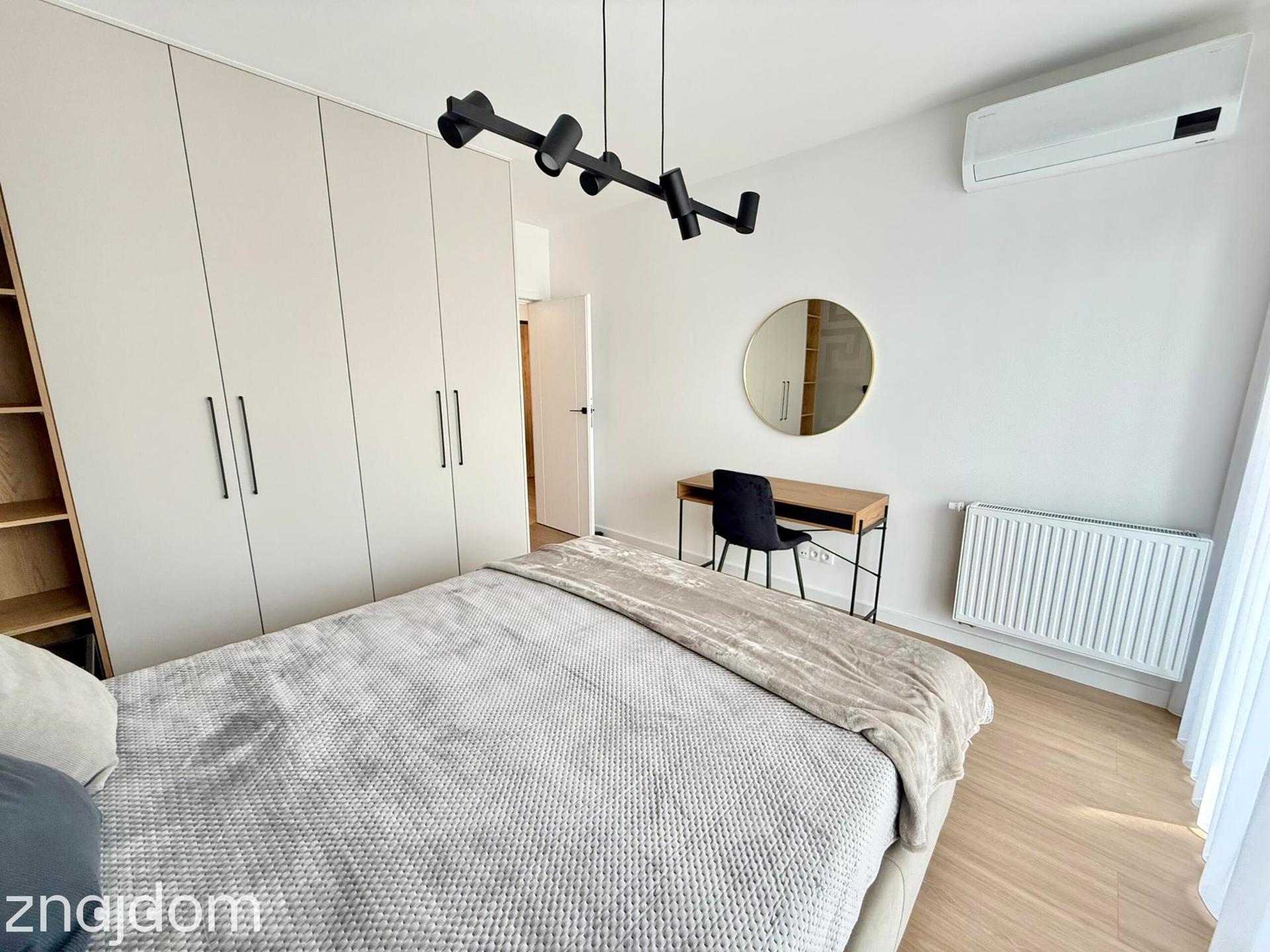 Ekskluzywny apartament w nowej inwestycji - zdjęcie 8