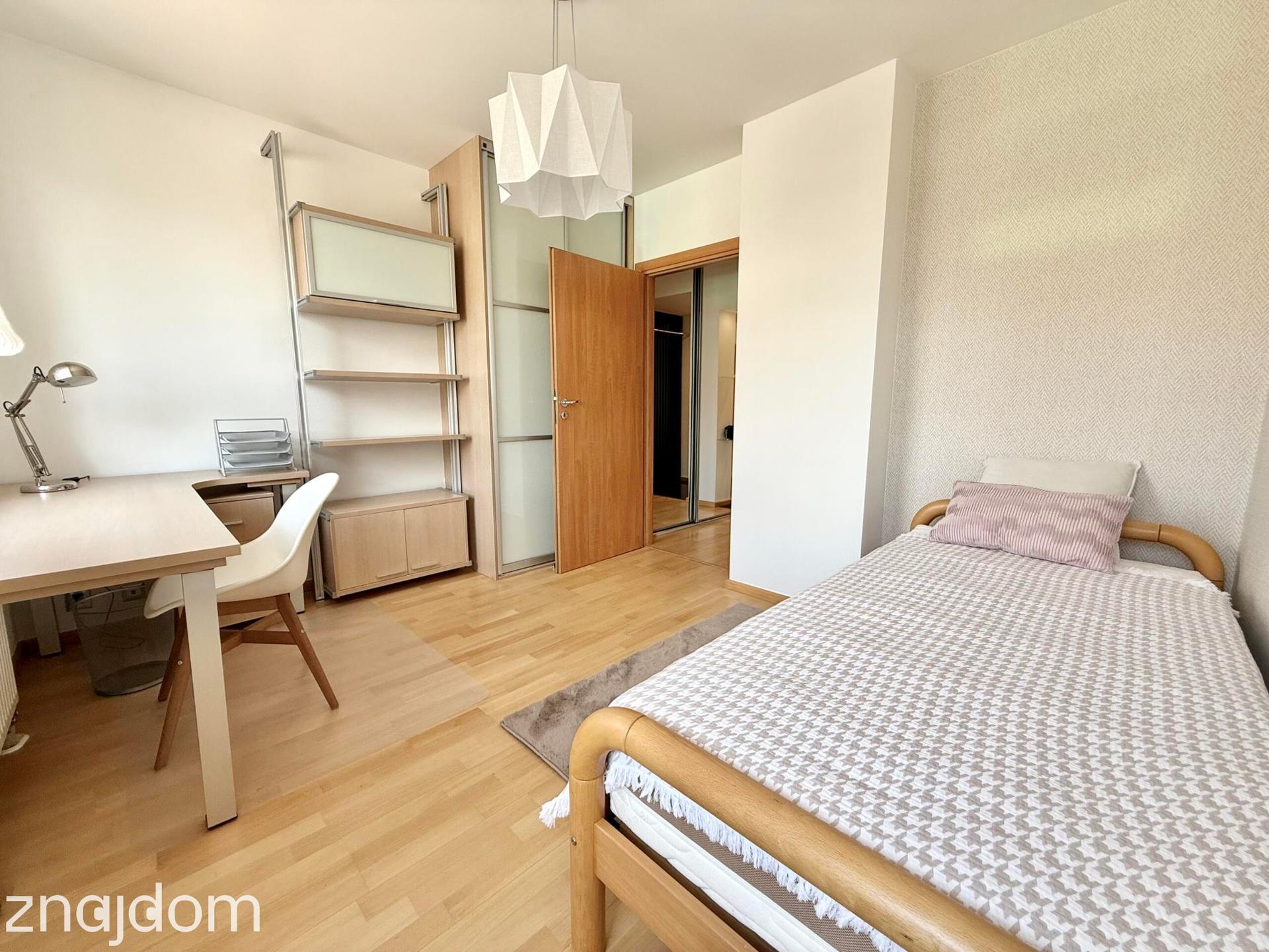 4-pokojowe mieszkanie ok. 100 m² na wynajem - zdjęcie 10