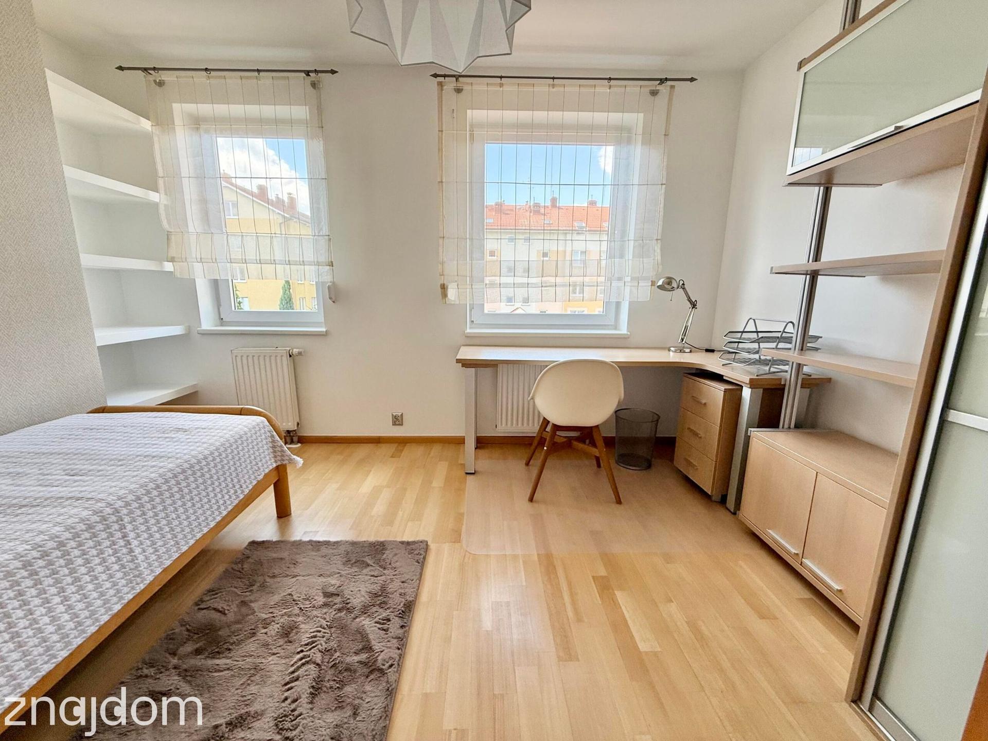 4-pokojowe mieszkanie ok. 100 m² na wynajem - zdjęcie 12