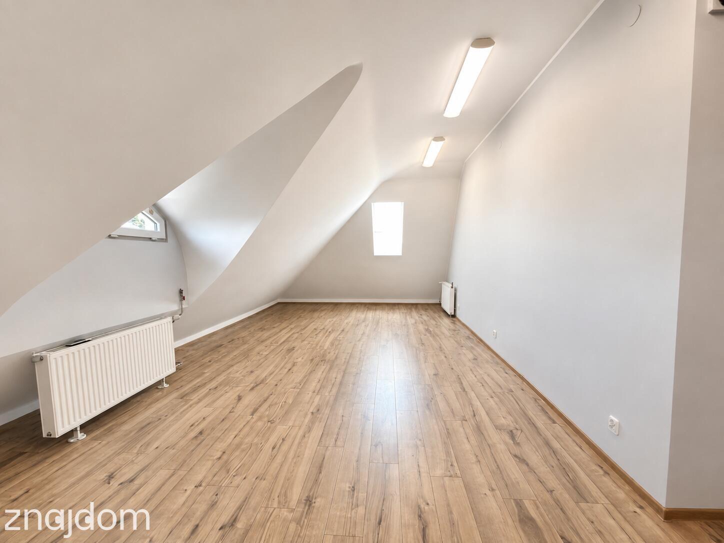 Lokal biurowy 27m² w centrum Opola z klimatyzacją - zdjęcie 3