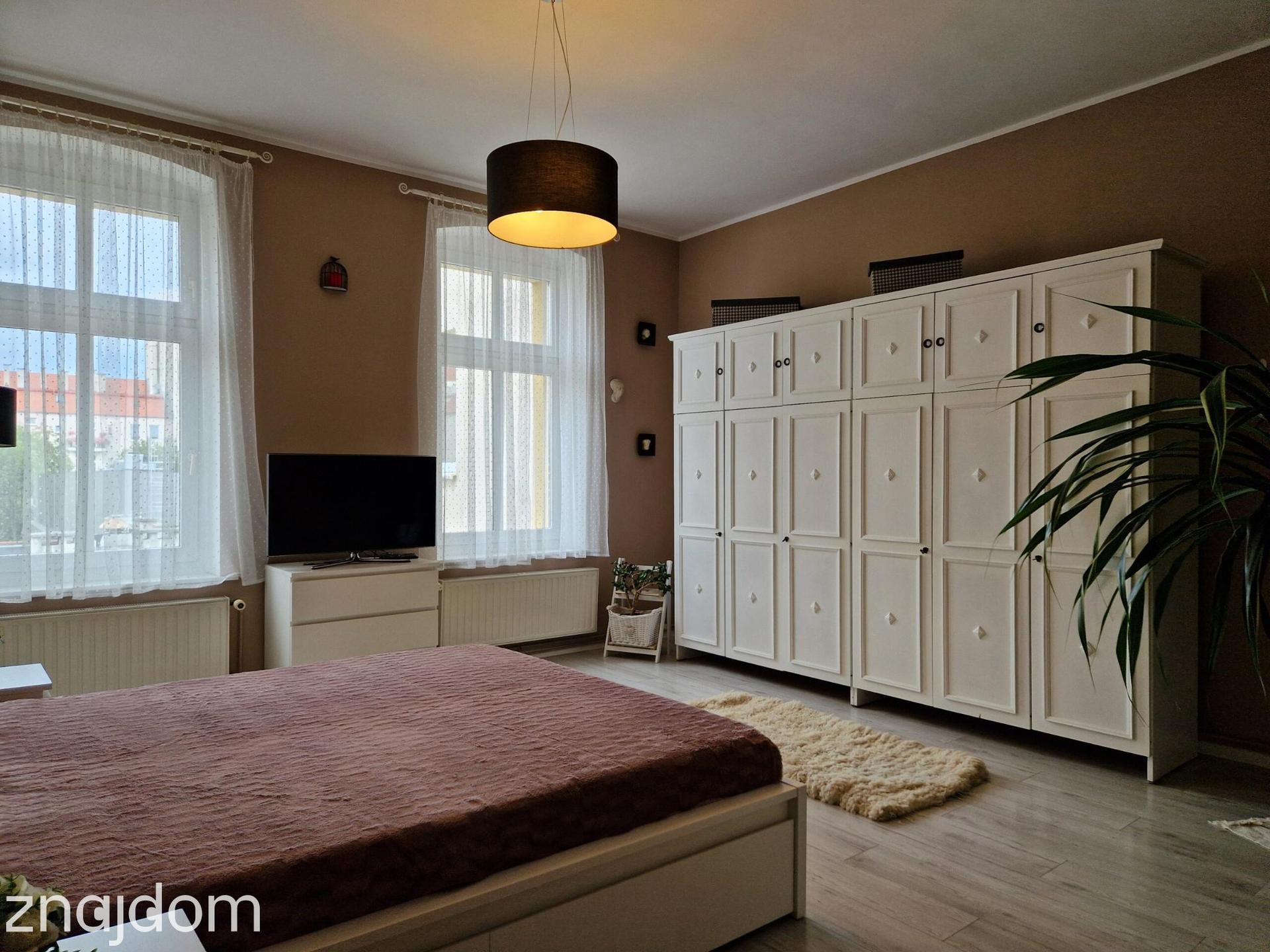 Ciche, dustronne mieszkanie w ścisłym Centrum Opola - zdjęcie 8