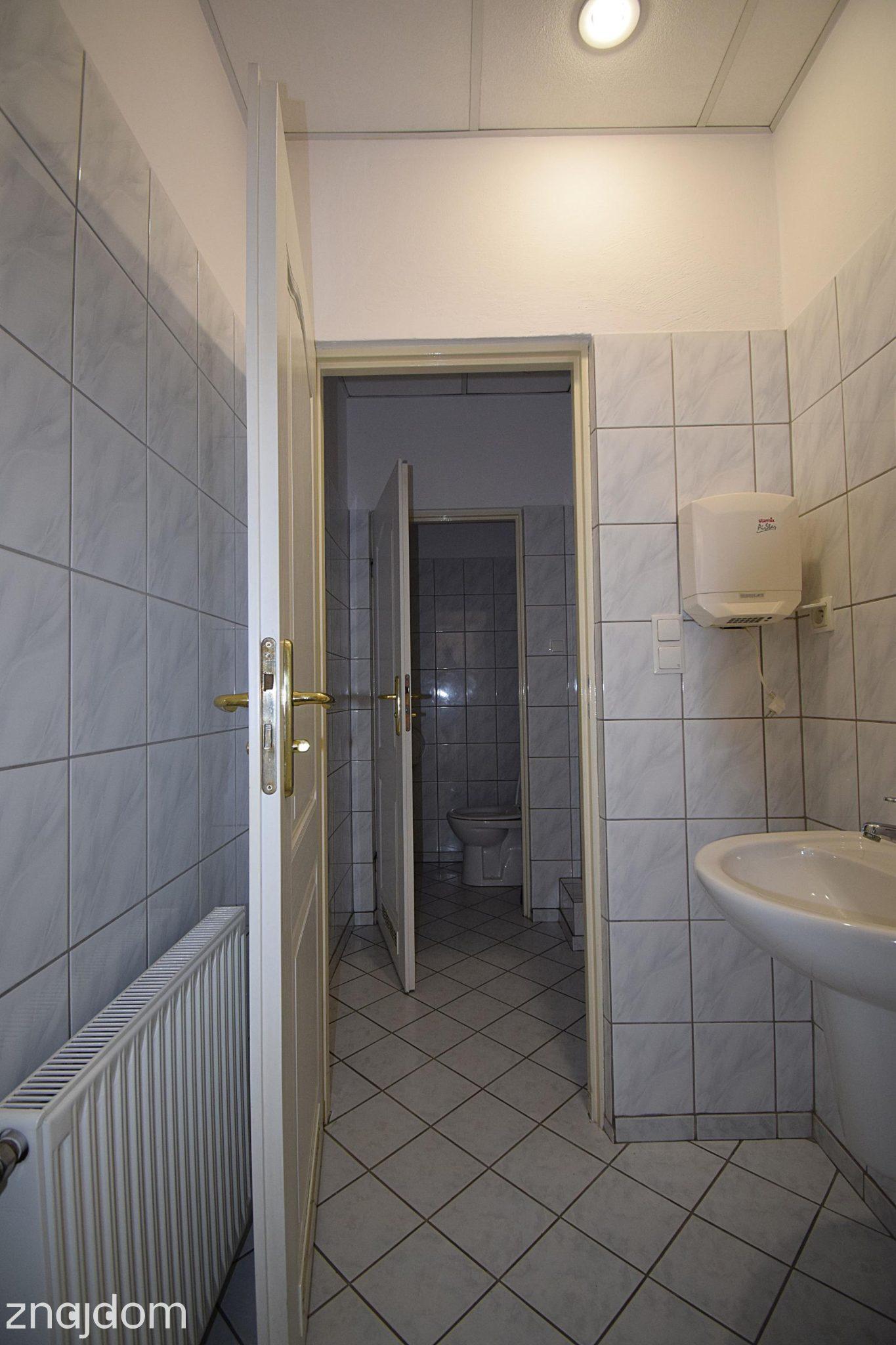 Lokal w Centrum miasta z wieloma możliwościami - zdjęcie 10