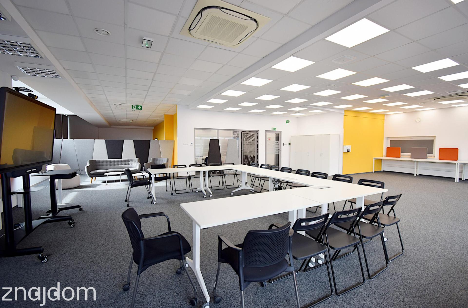 Nowoczesna przestrzeń biurowa 217 m² – funkcjonalny układ - zdjęcie 2