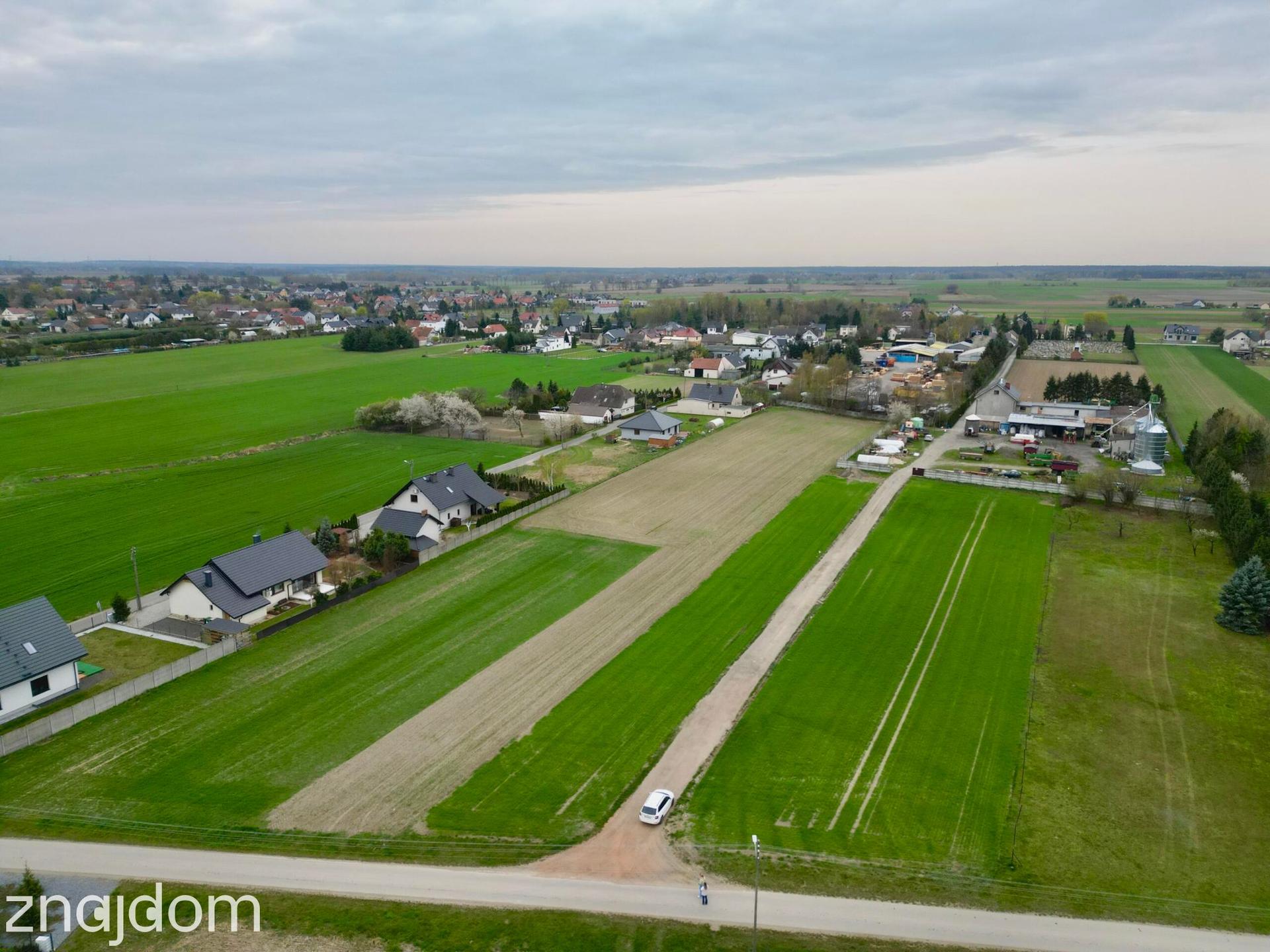 Działka inwestycyjna/mieszkaniowa - 6850 m² - zdjęcie 3